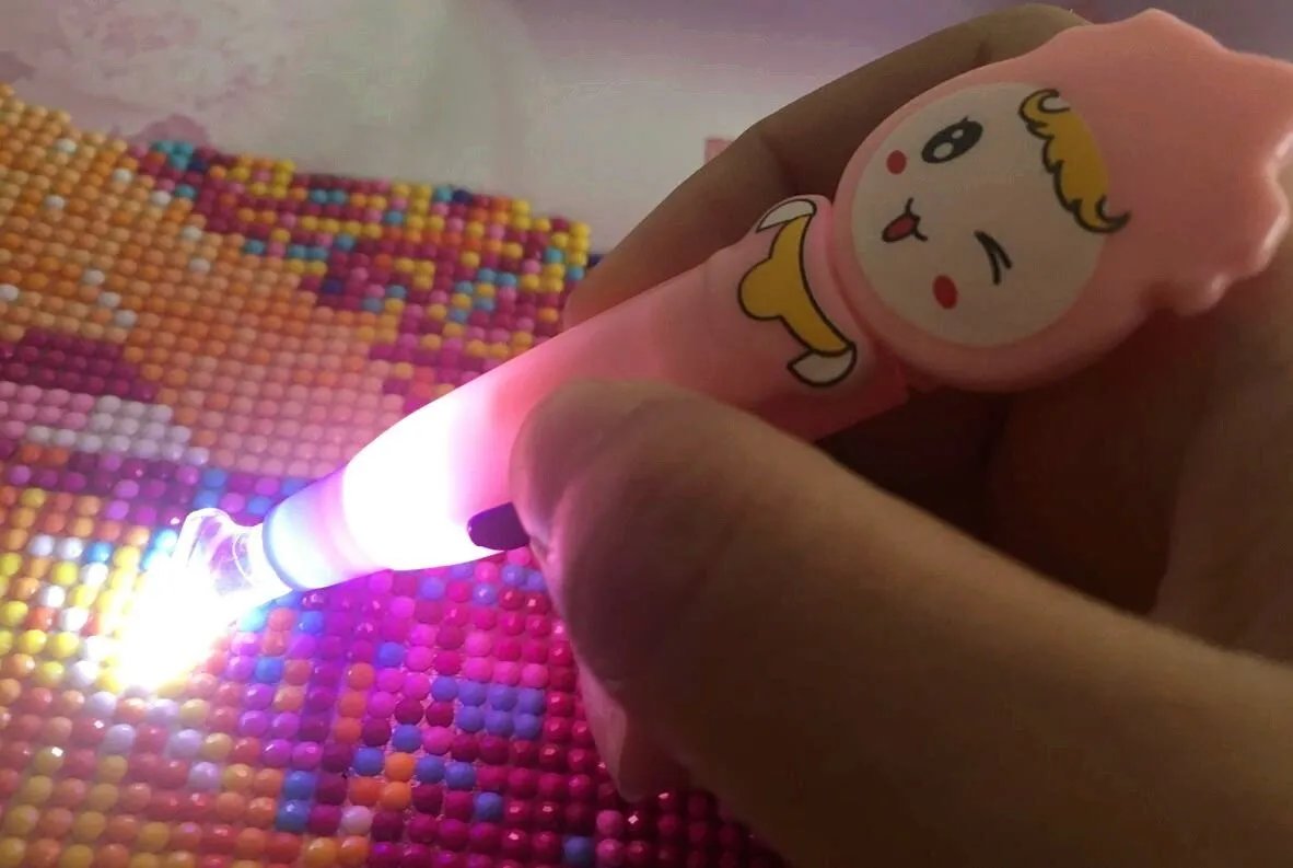 Diamond Painting Tools with LEDs