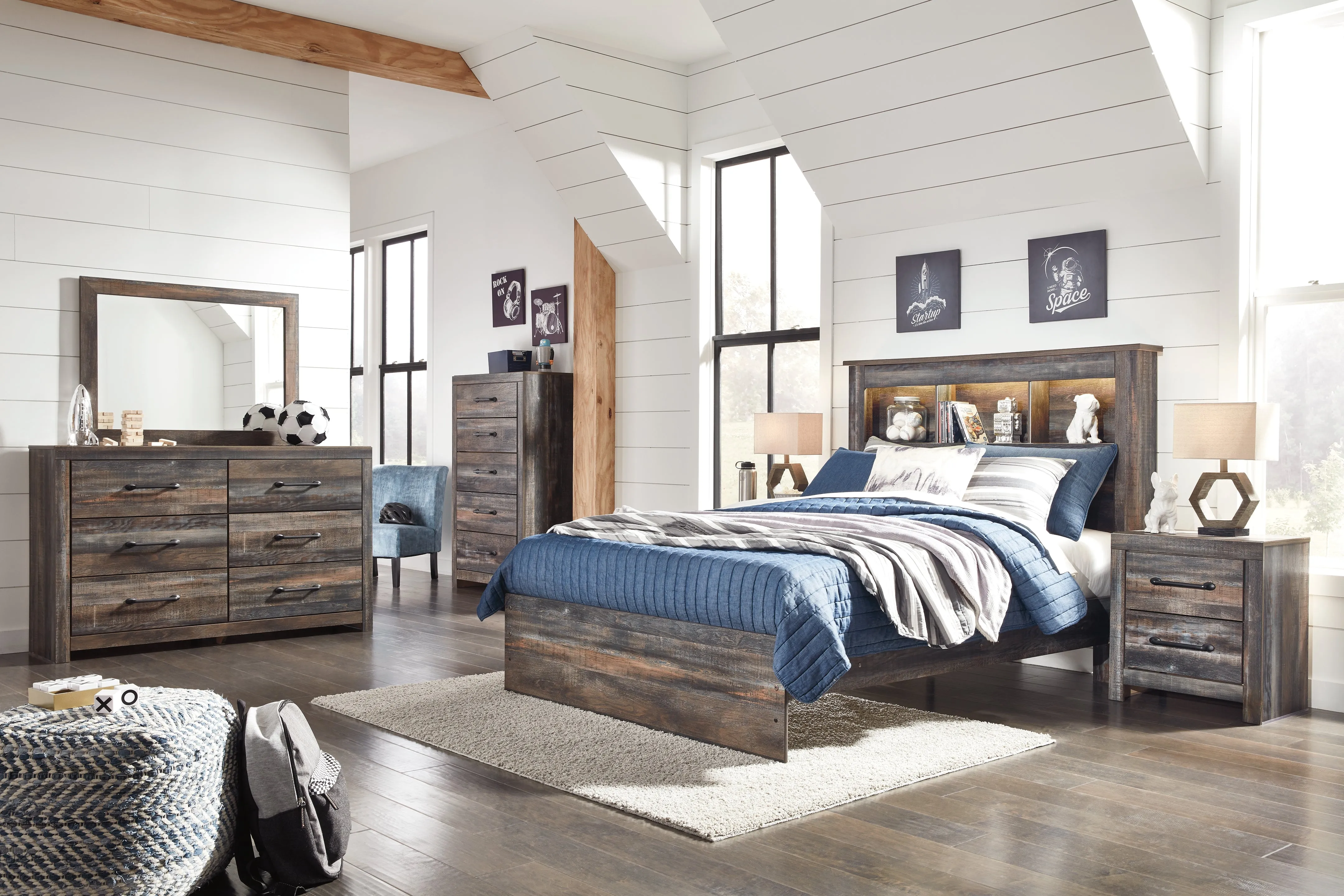 Drystan Full Bookcase Bed with Mirrored Dresser, Chest and Nightstand in Multi