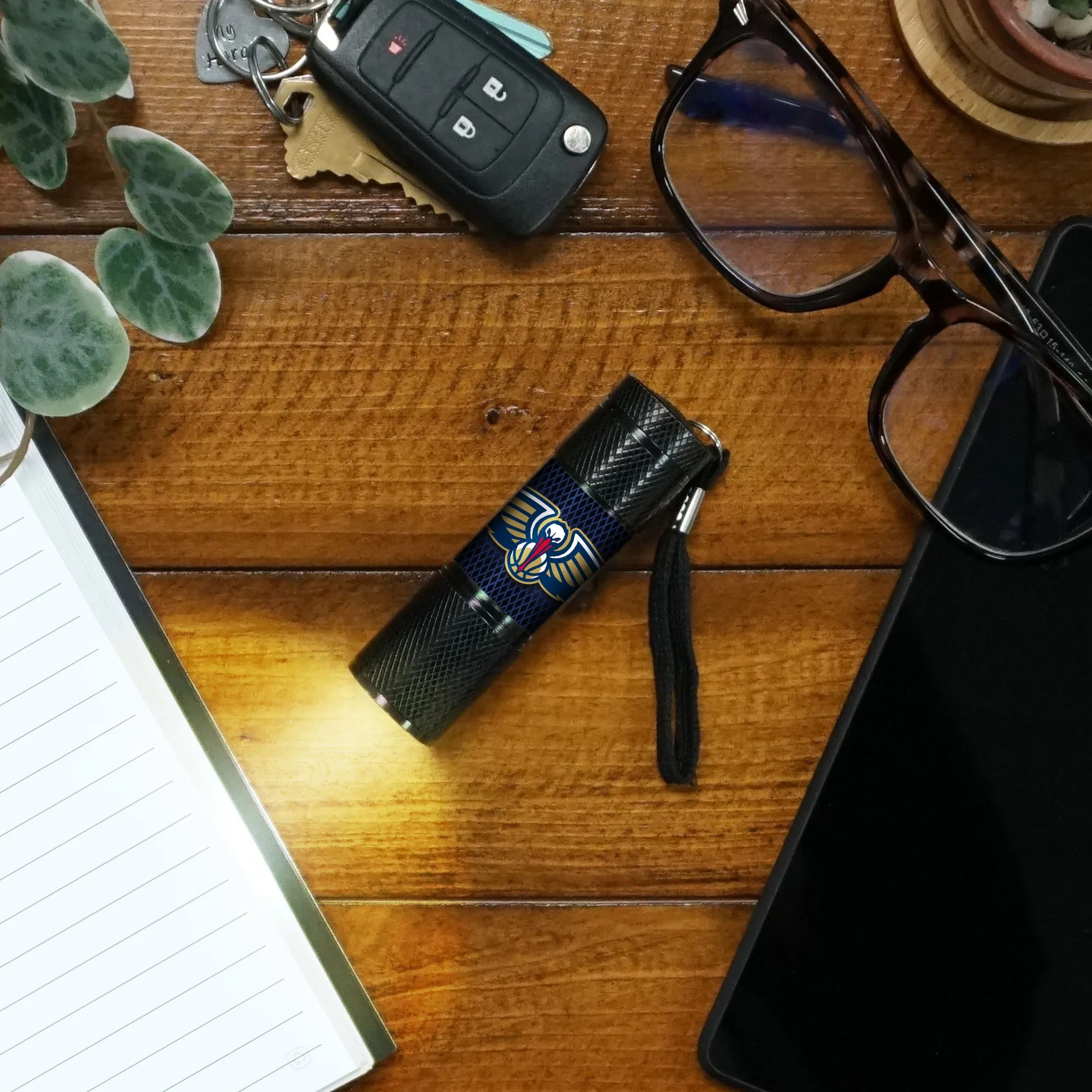 Fanmats New Orleans Pelicans LED Pocket Flashlight