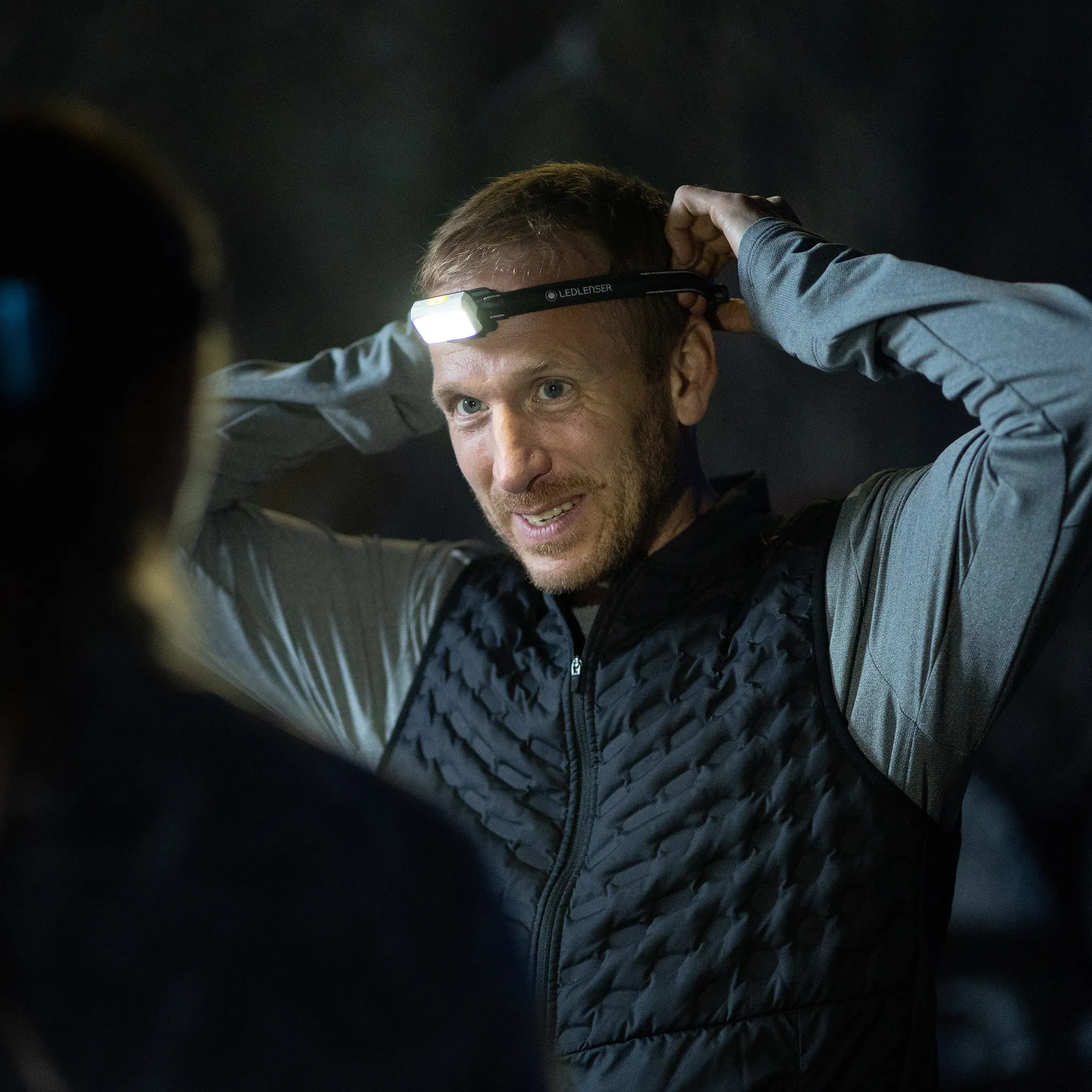 NEO5R Rechargeable Running Head Torch with Chest Strap