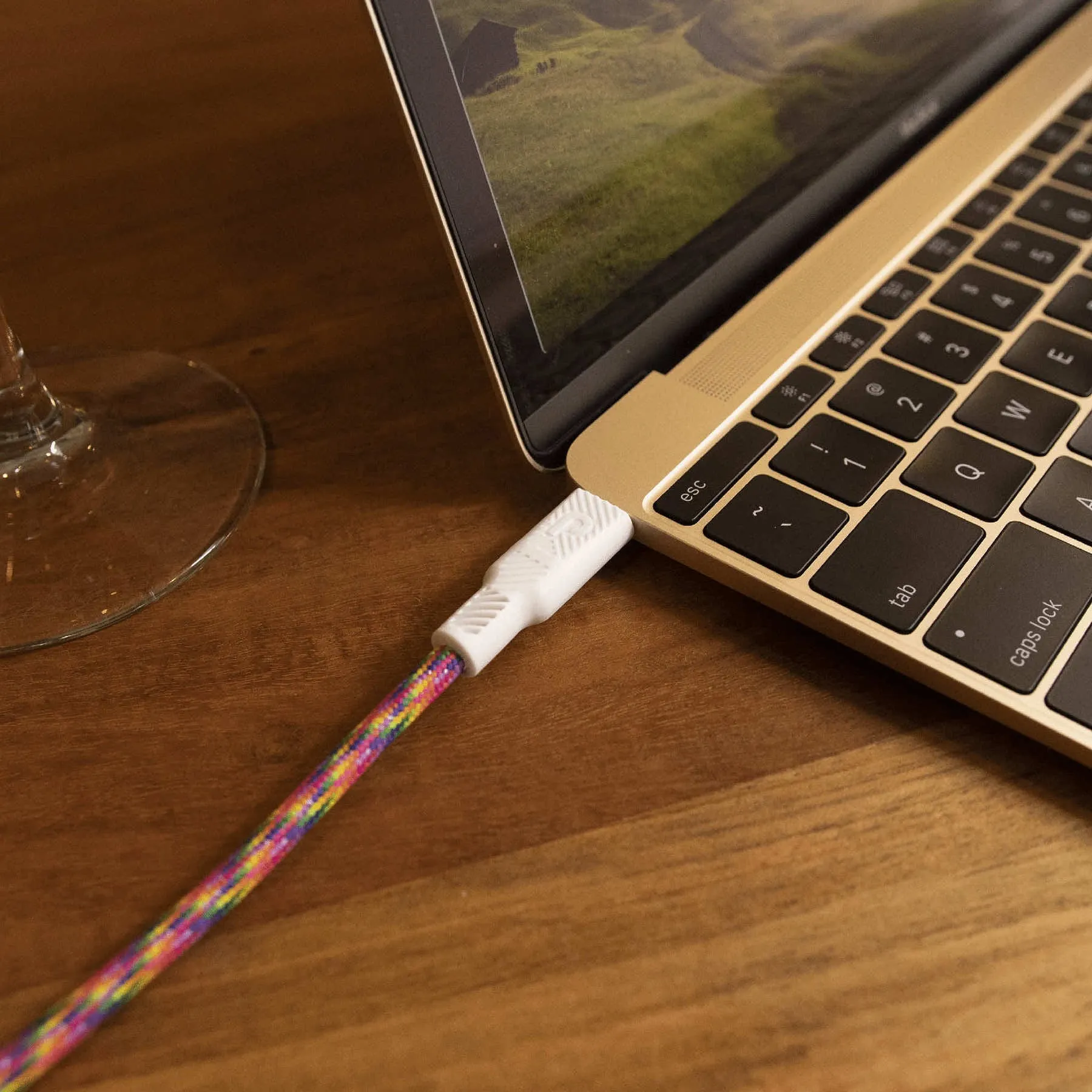 Paraflex™ USB-C to Lightning (ONE)