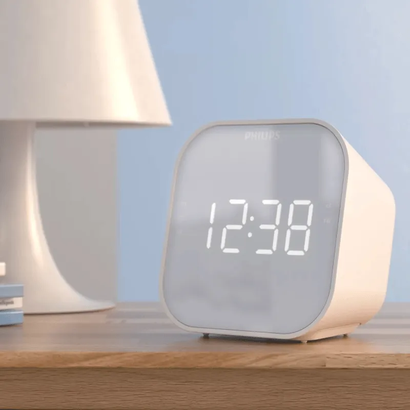 Philips TAR4406 Clock Digital Radio with USB Phone Charging